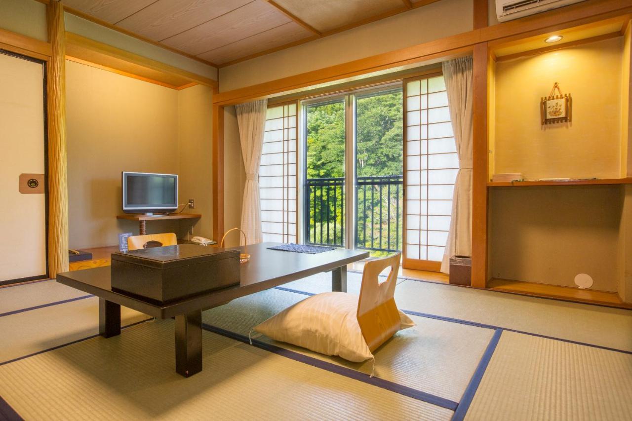Shiobara Onsen Ryokan Kamiaizuya Насусиобара Экстерьер фото